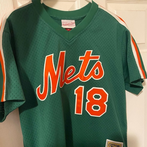 green and orange mets jersey